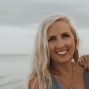 Meet your Posher, Vicky